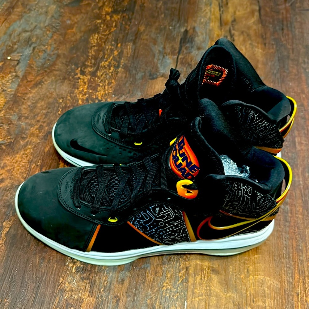 Nike Lebron Space jam size 11 preowned